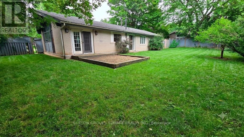 1065 Bomorda Drive, Oakville, ON, L6H 1Y3 - 13
