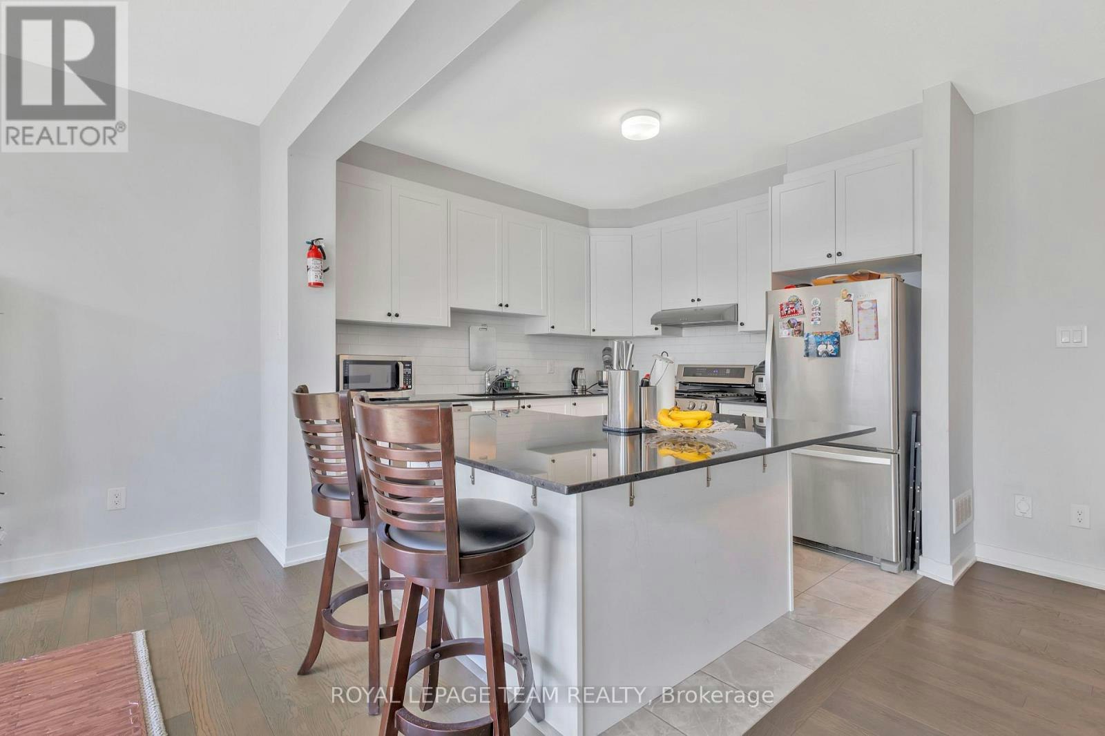 2501 Watercolours Way, Ottawa, ON, K2J 7B1 - 8