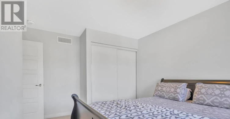 2501 Watercolours Way, Ottawa, ON, K2J 7B1 - 18