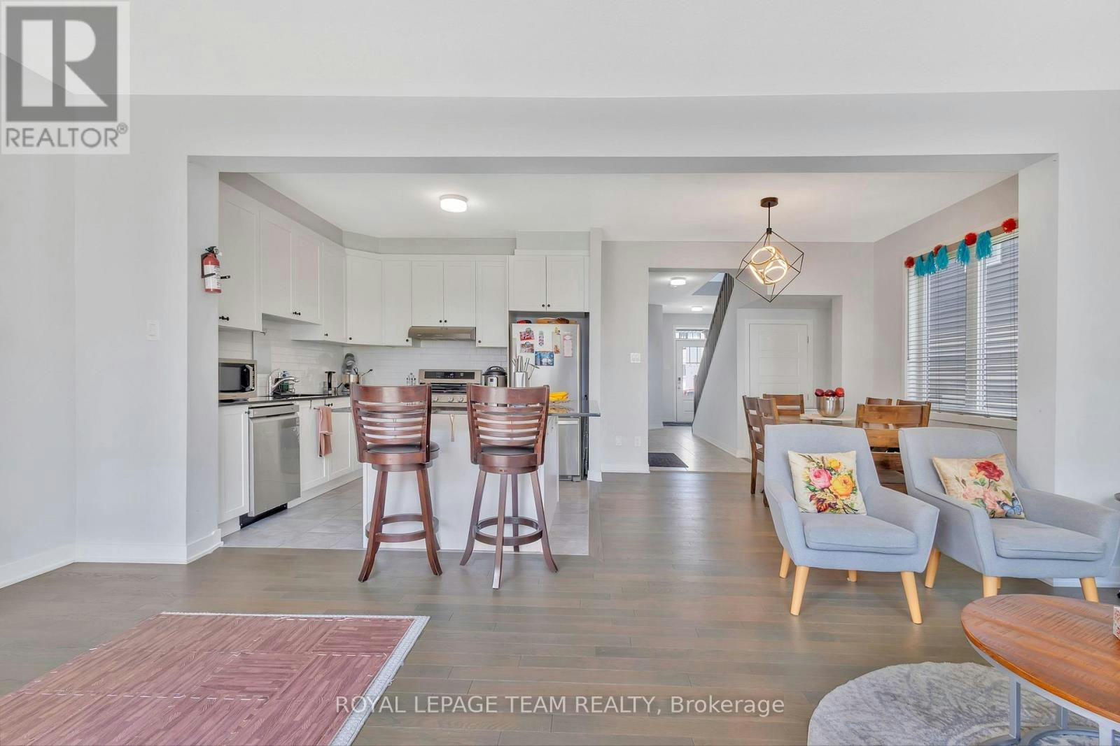 2501 Watercolours Way, Ottawa, ON, K2J 7B1 - 10