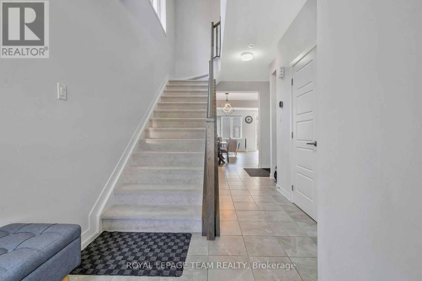2501 Watercolours Way, Ottawa, ON, K2J 7B1 - 5