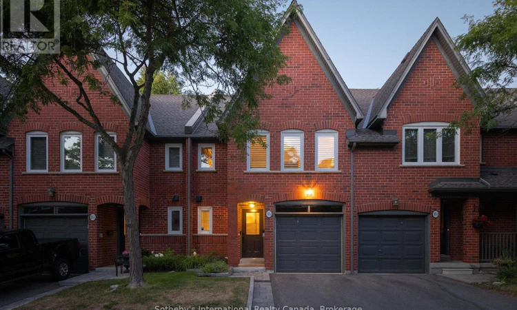 32A-1064 Queen Street W