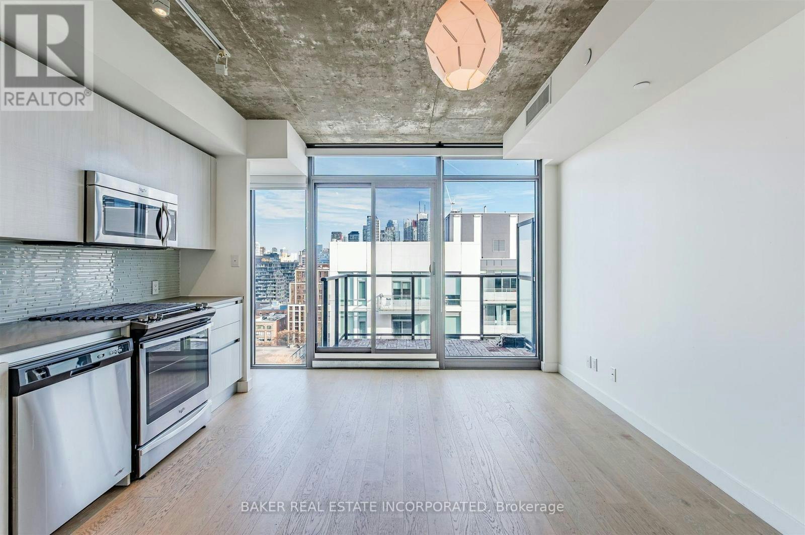 1610-111 Bathurst Street, Toronto, ON, M5V 0M9 - 8