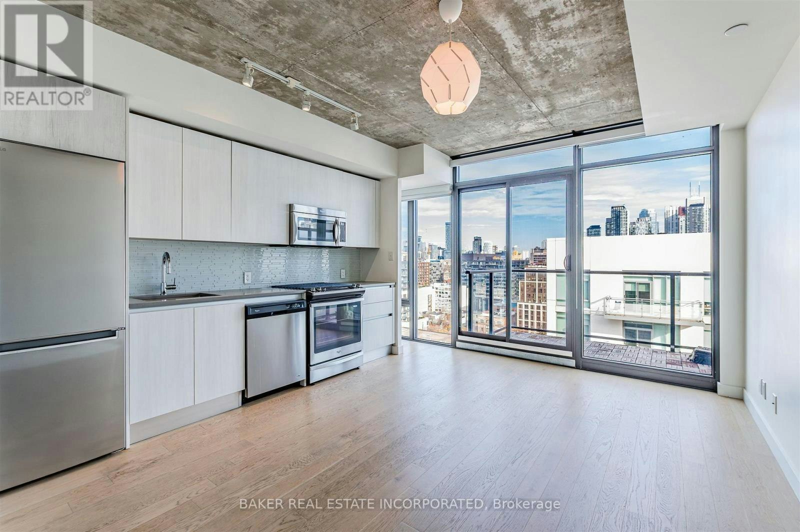 1610-111 Bathurst Street, Toronto, ON, M5V 0M9 - 7