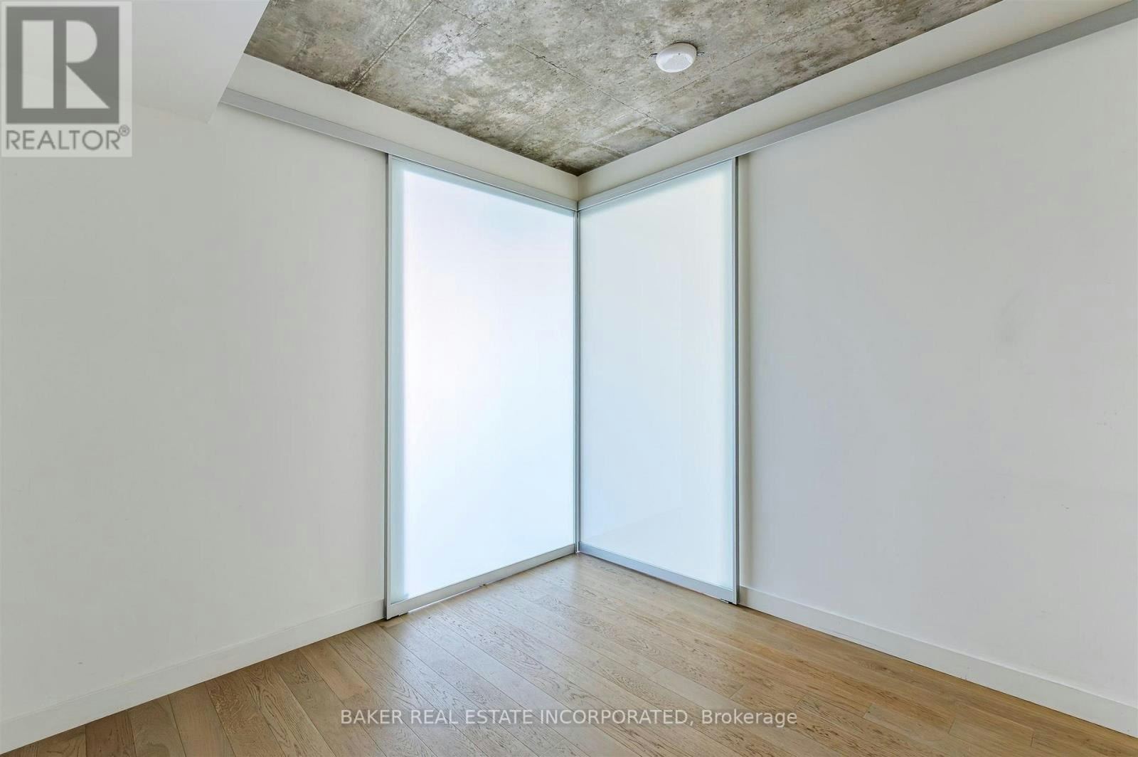 1610-111 Bathurst Street, Toronto, ON, M5V 0M9 - 17