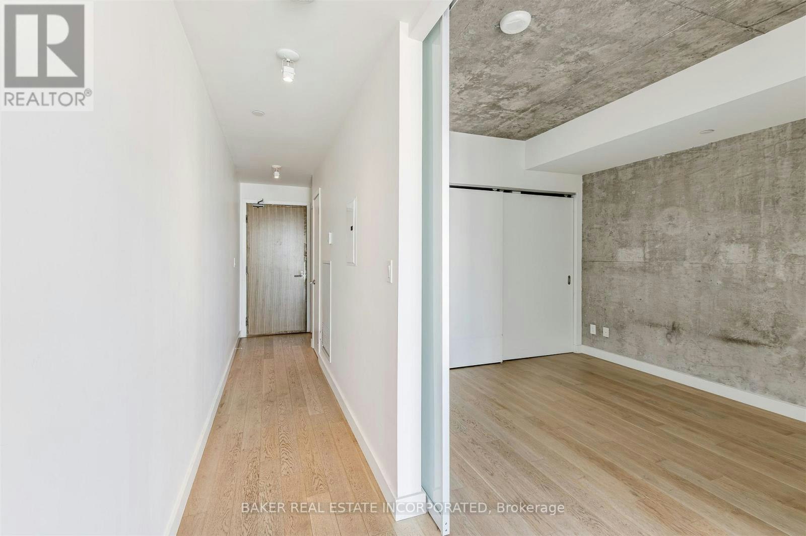 1610-111 Bathurst Street, Toronto, ON, M5V 0M9 - 6