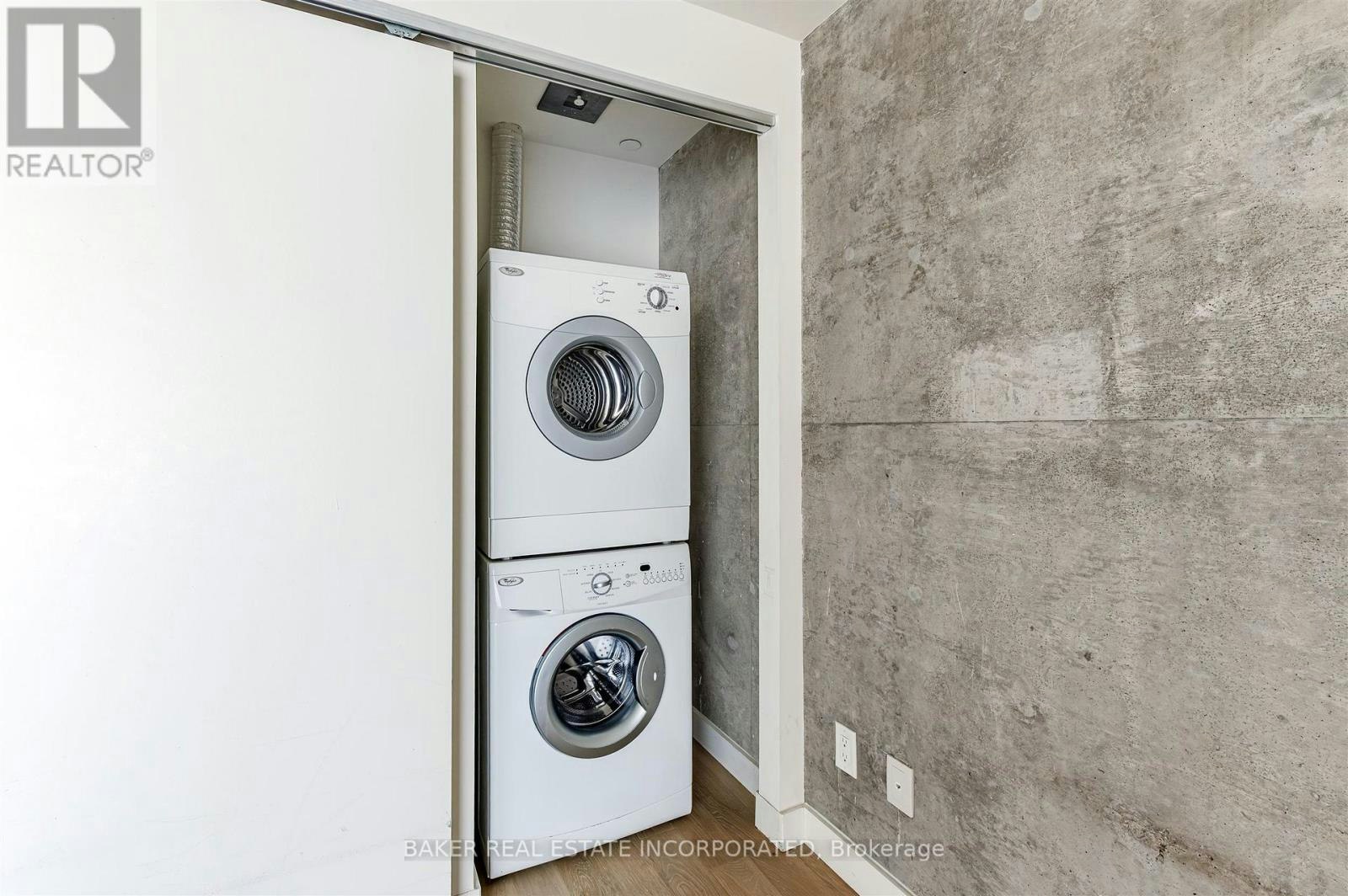 1610-111 Bathurst Street, Toronto, ON, M5V 0M9 - 22