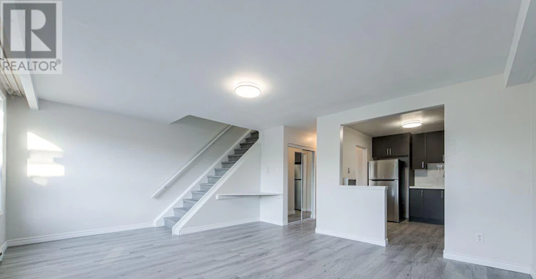 2-1774 Danforth Avenue, Toronto, ON, M4C 1H8 - 7