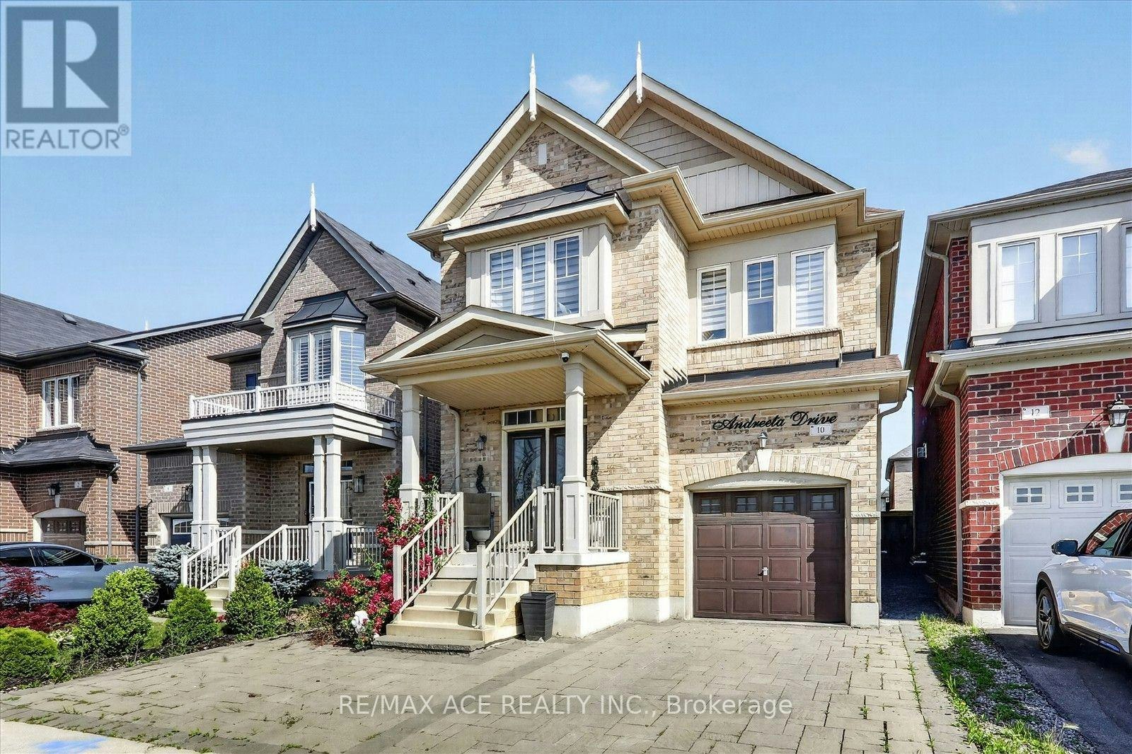 10 Andreeta Drive, Vaughan, ON, L4H 4H2