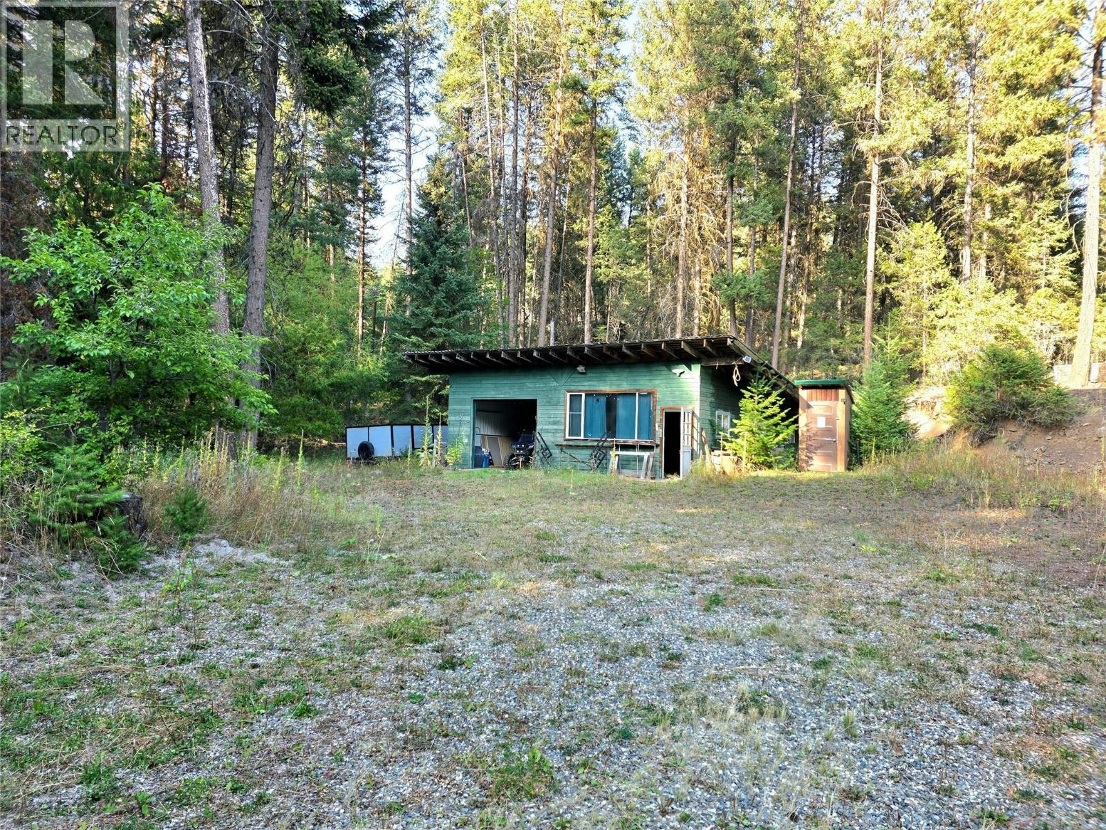 6453 Pinaus Lake Road, Falkland, BC, V0E 1W0 - 30