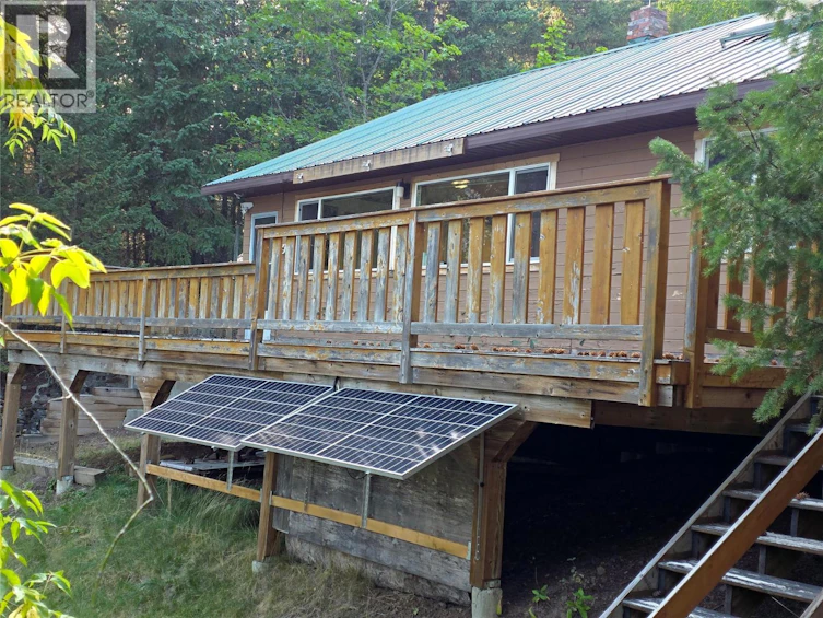 6453 Pinaus Lake Road, Falkland, BC, V0E 1W0 - 24