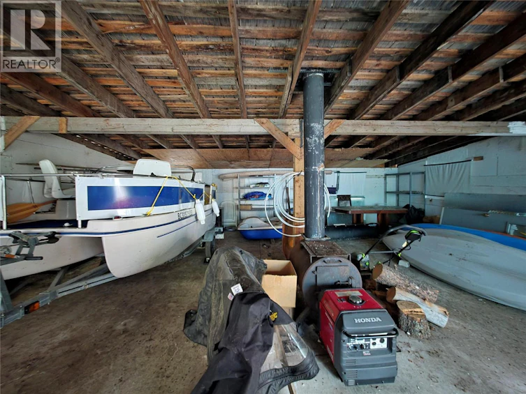 6453 Pinaus Lake Road, Falkland, BC, V0E 1W0 - 33