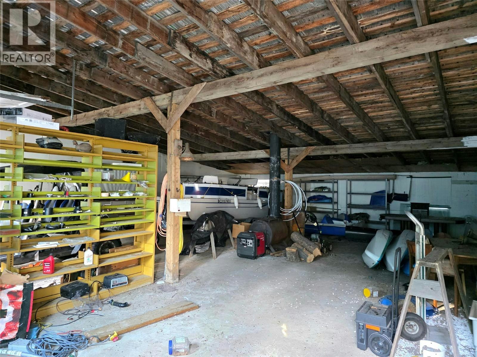 6453 Pinaus Lake Road, Falkland, BC, V0E 1W0 - 31