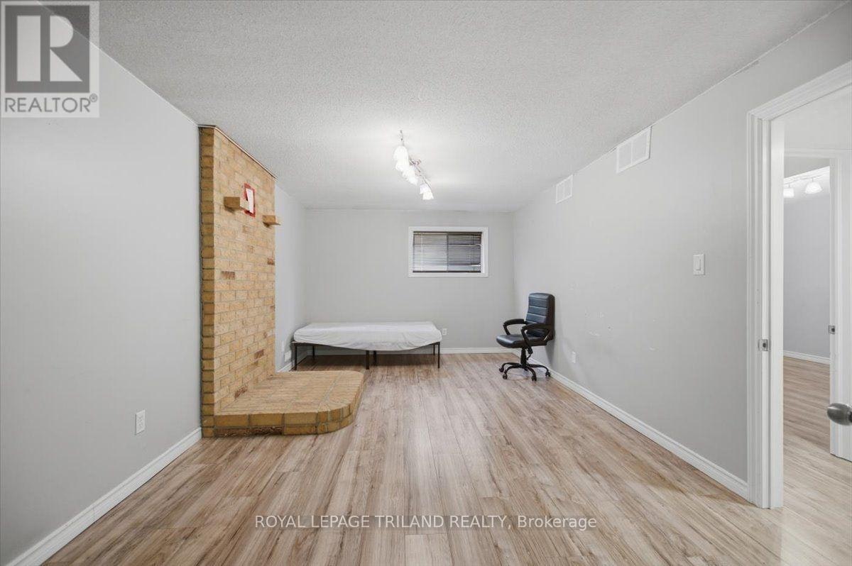 4-4 Chepstow Gate, London, ON, N6G 3S7 - 20