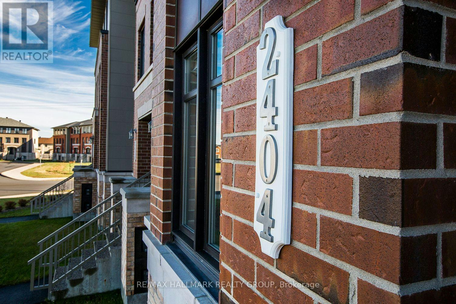 2404 Esprit Drive, Ottawa, ON, K4A 0R2 - 2