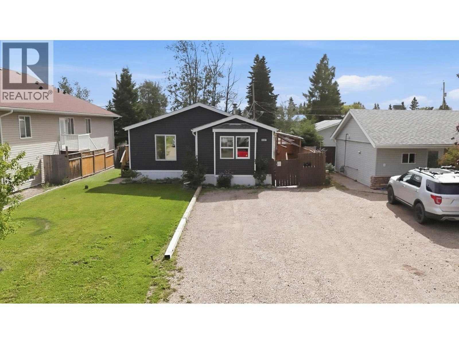 8307 99 Avenue, Fort St. John, BC, V1J 1S8