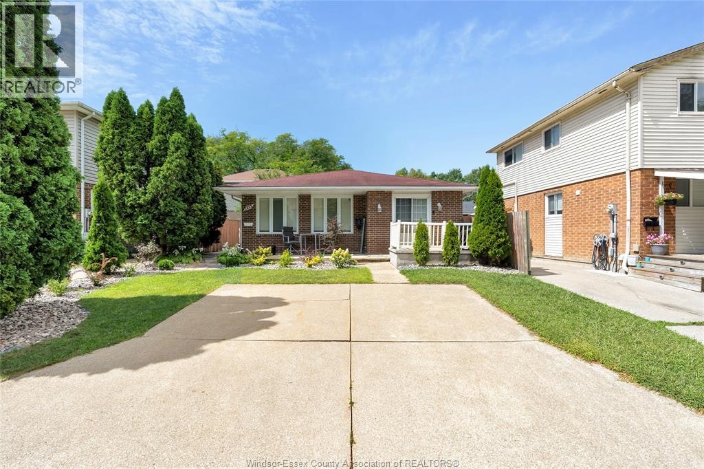 1273 Aire Place, Windsor, ON, N8S 4E3 - 2