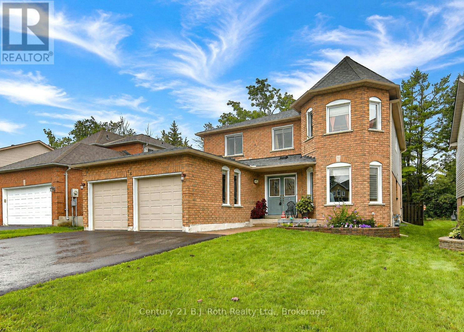 16 Frontier Avenue, Orillia, ON, L3V 7S8