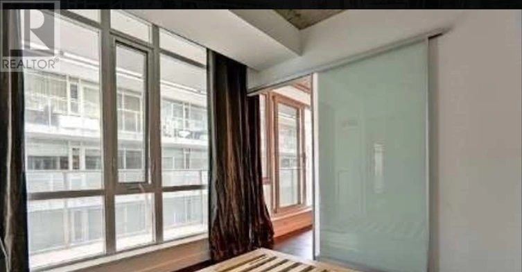 522-75 Portland Street, Toronto, ON, M5V 2M9 - 3