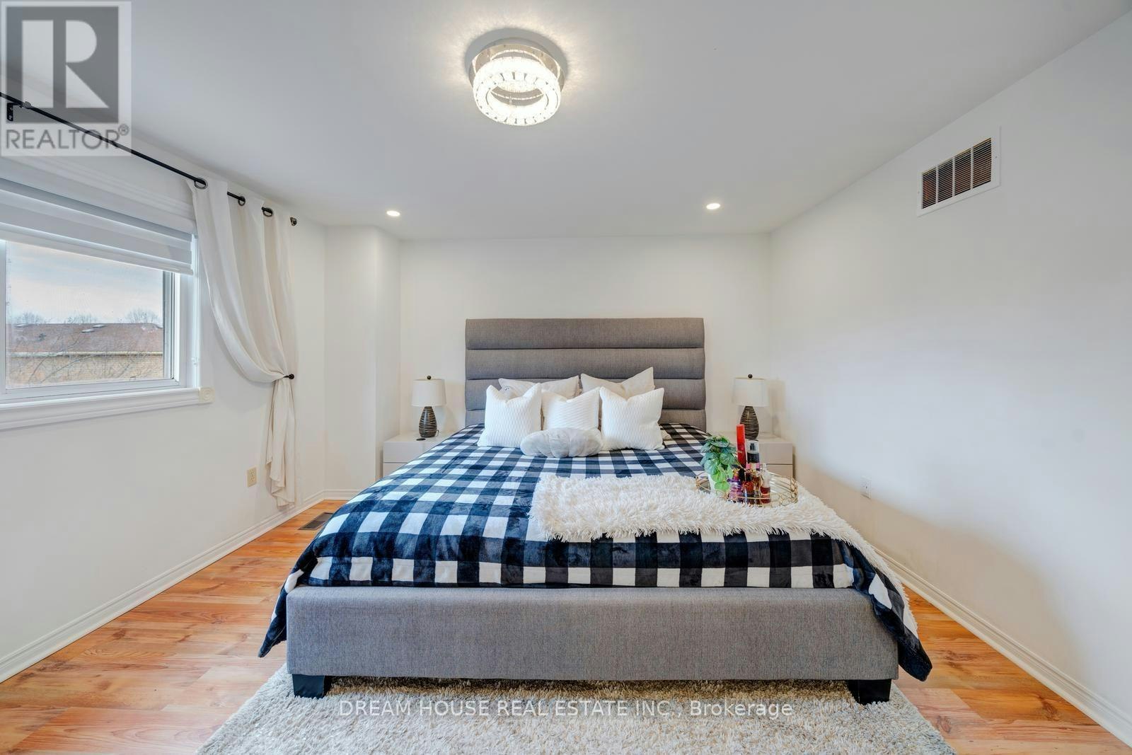 73 Hewitt Crescent, Ajax, ON, L1S 7B4 - 20