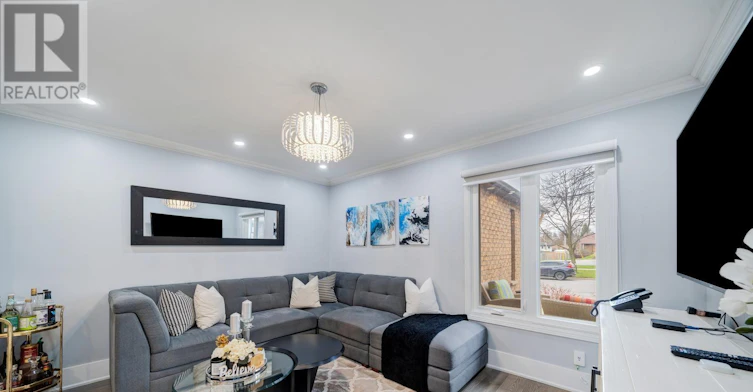 73 Hewitt Crescent, Ajax, ON, L1S 7B4 - 7