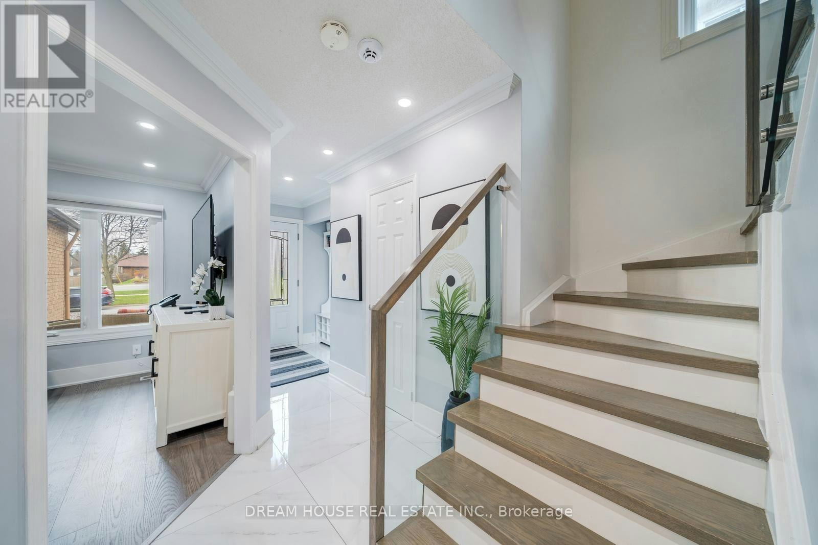 73 Hewitt Crescent, Ajax, ON, L1S 7B4 - 6