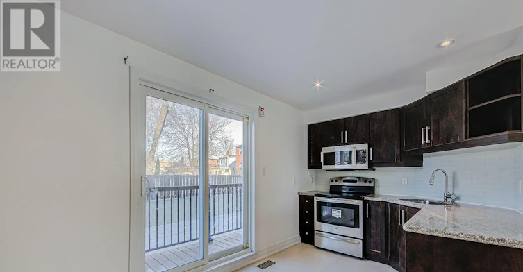 14 Coventry Street, Toronto, ON, M1L 0H1 - 13