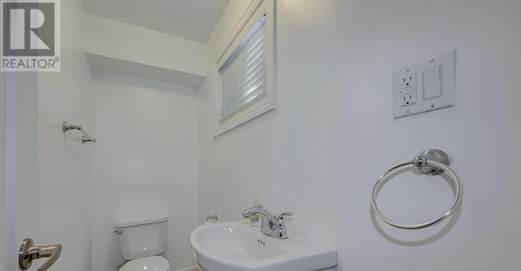 14 Coventry Street, Toronto, ON, M1L 0H1 - 17