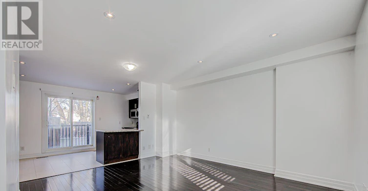 14 Coventry Street, Toronto, ON, M1L 0H1 - 7