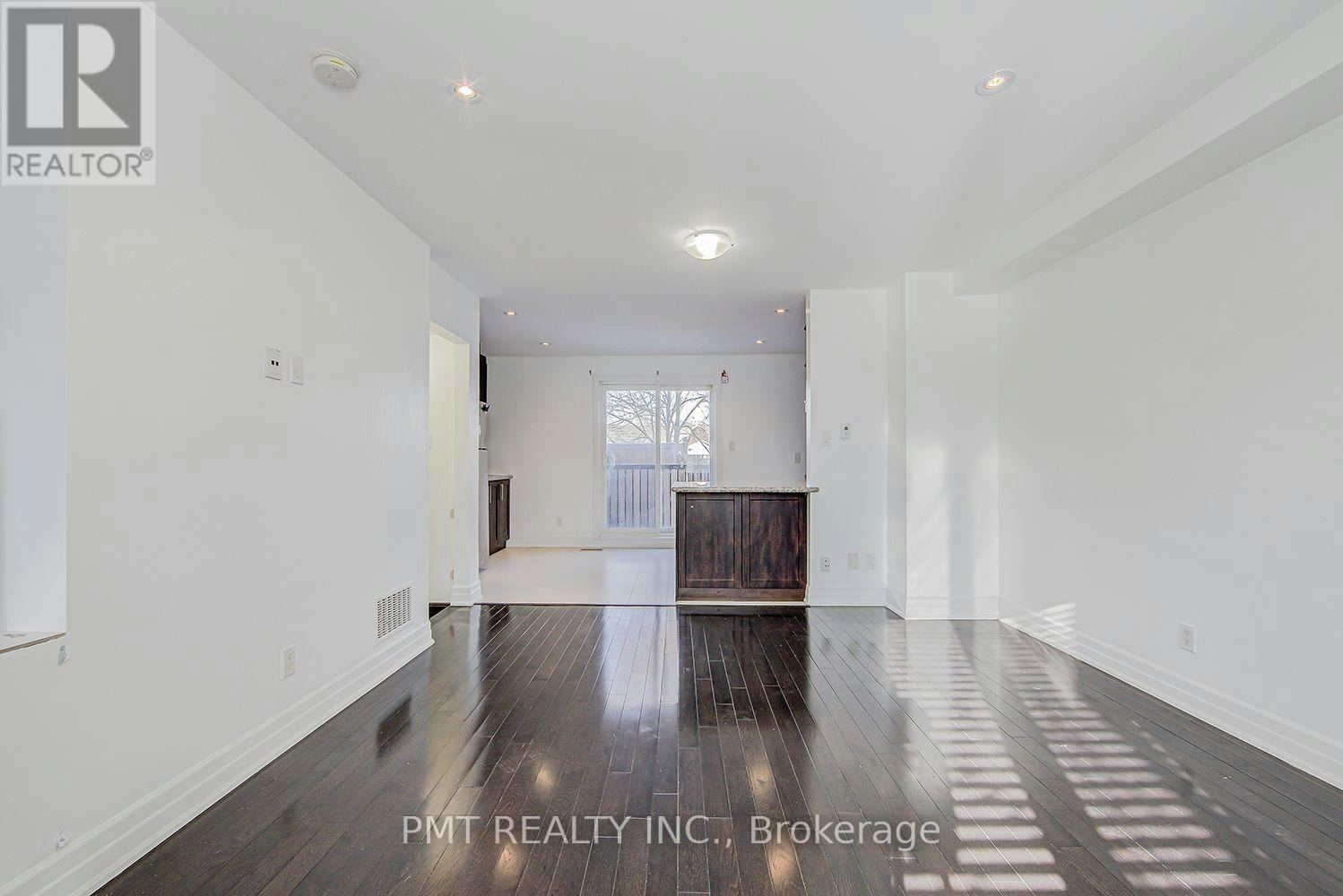 14 Coventry Street, Toronto, ON, M1L 0H1 - 8