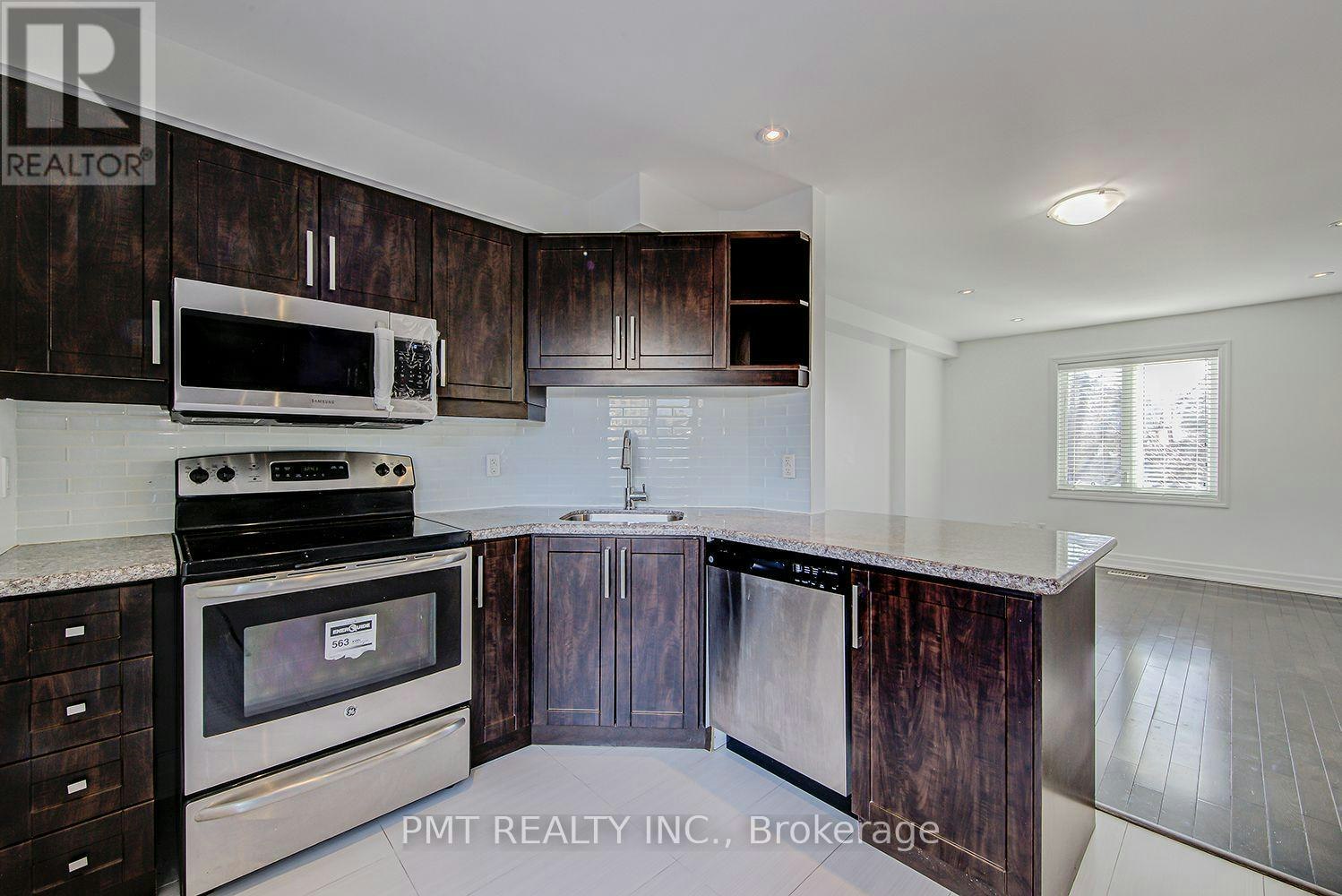 14 Coventry Street, Toronto, ON, M1L 0H1 - 12