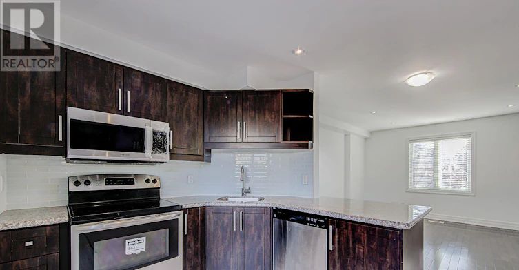 14 Coventry Street, Toronto, ON, M1L 0H1 - 12