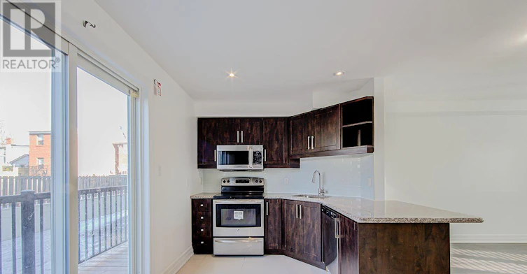 14 Coventry Street, Toronto, ON, M1L 0H1 - 11