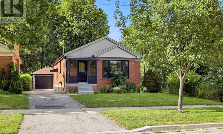 72 Mervyn Avenue