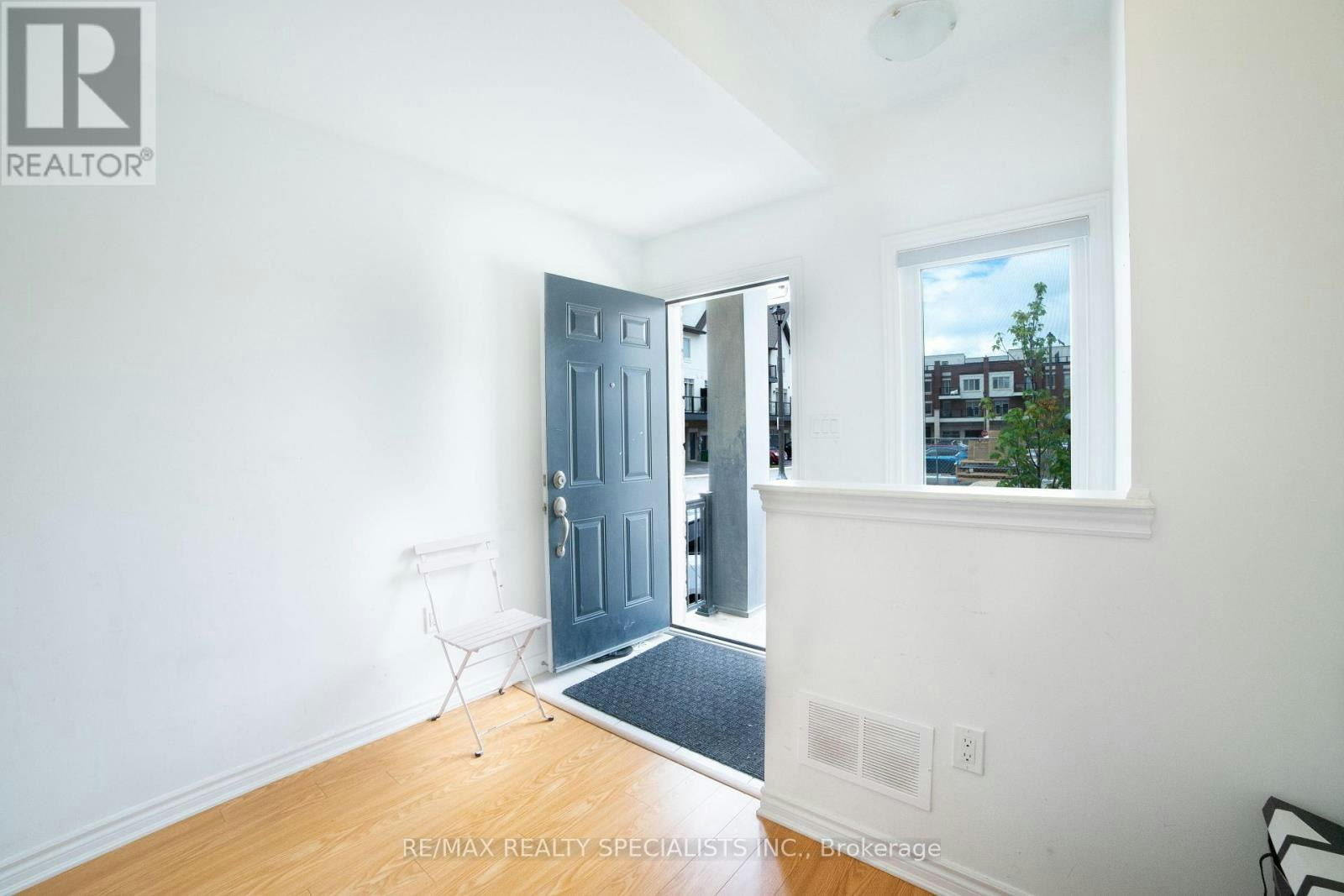 29 Tiveron Avenue, Caledon, ON, L7C 3S9 - 2
