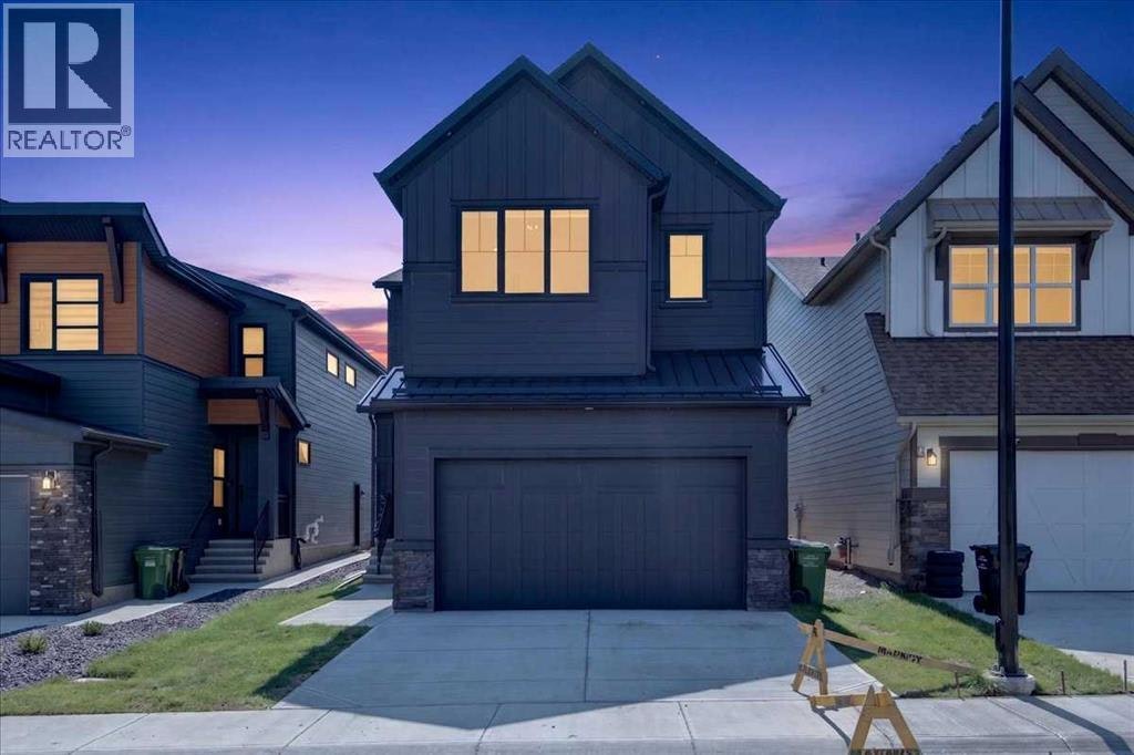 77 Rowmont Common NW, Calgary, AB, T3L 0L2
