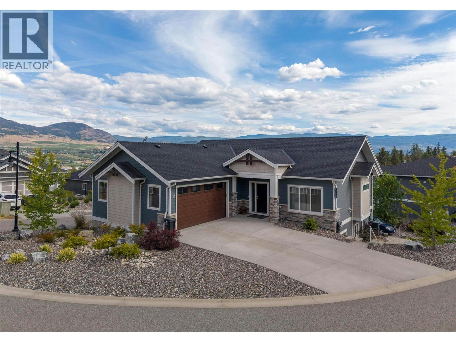 741 Yorkville Street, Kelowna, BC, V1V 0A9