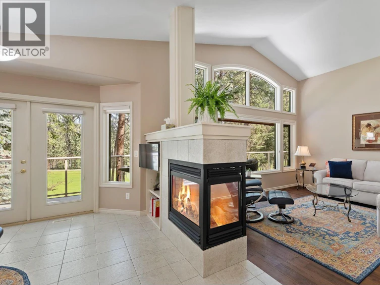 4141 S Gallaghers Boulevard, Kelowna, BC, V1W 4V2 - 9