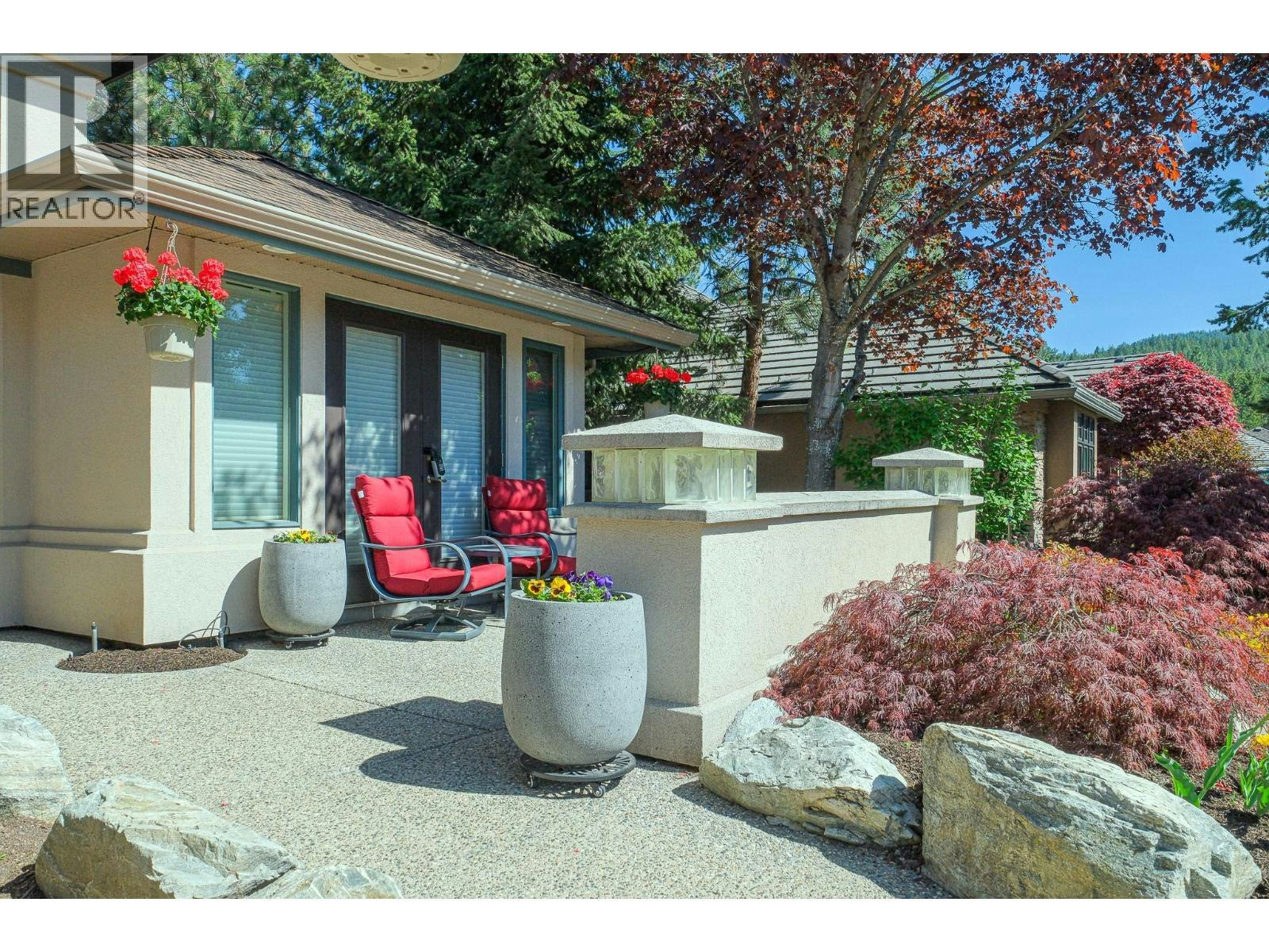 4141 S Gallaghers Boulevard, Kelowna, BC, V1W 4V2 - 4