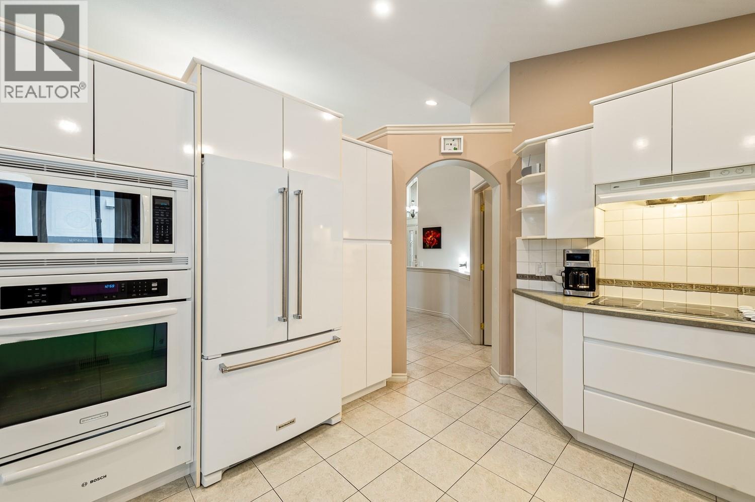 4141 S Gallaghers Boulevard, Kelowna, BC, V1W 4V2 - 12