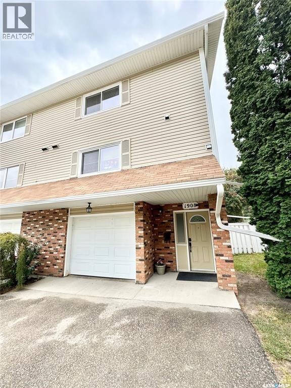 1908 3rd Avenue E, Prince Albert, SK, S6V 6P6