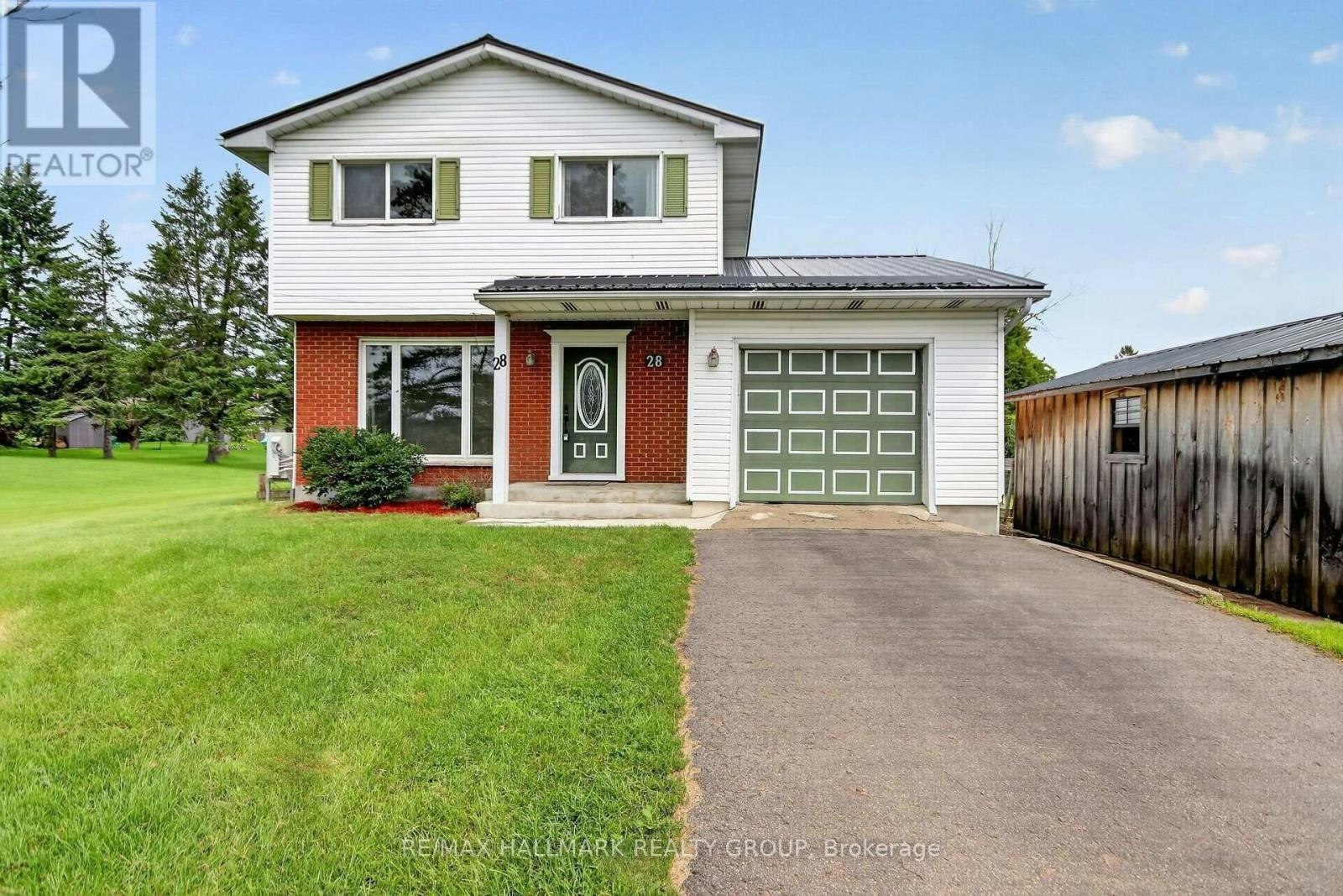28 Second Street, Cardinal, ON, K0E 1T1