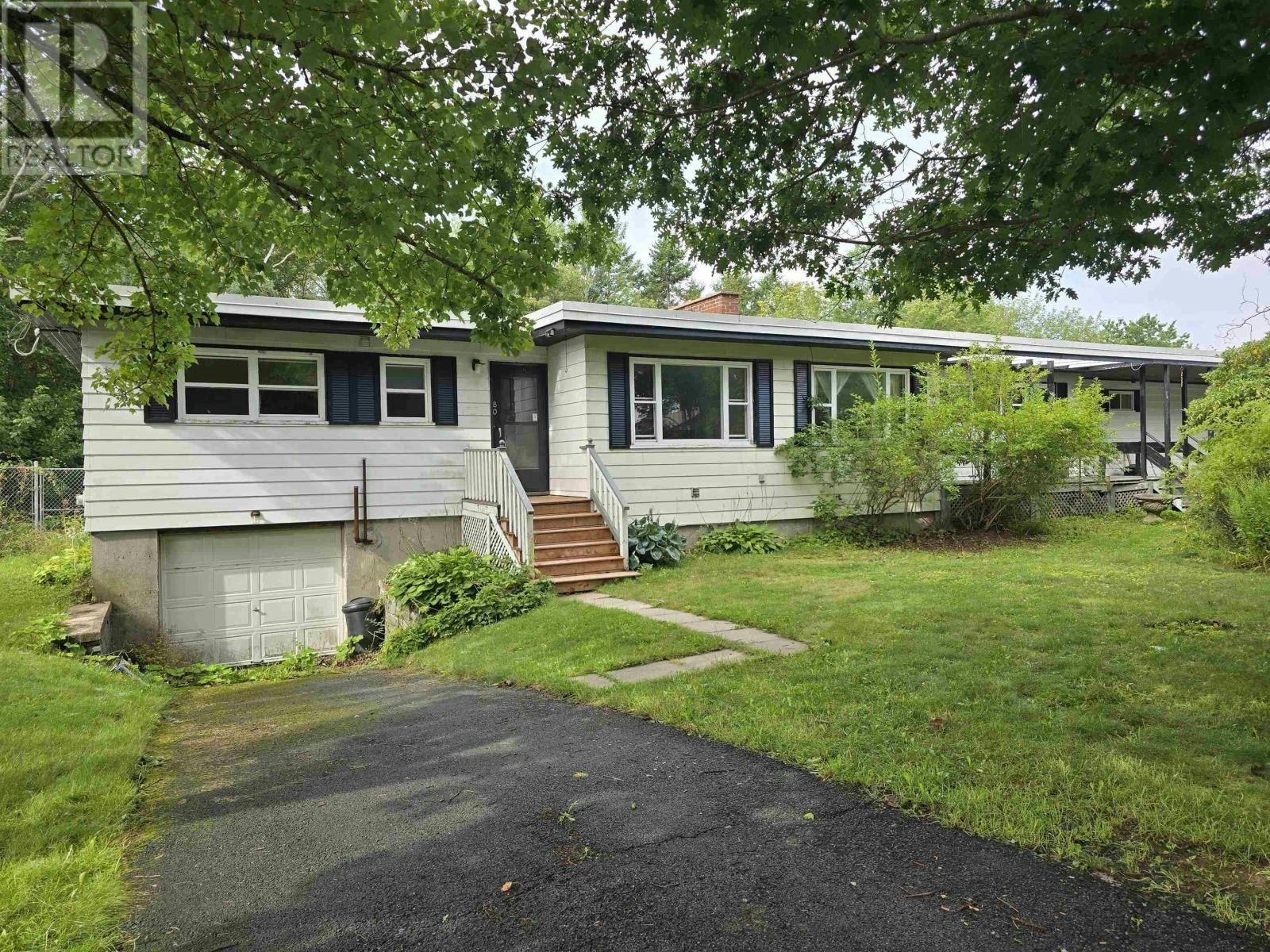 78/80 Glenwood Avenue, Dartmouth, NS, B2Y 3G7