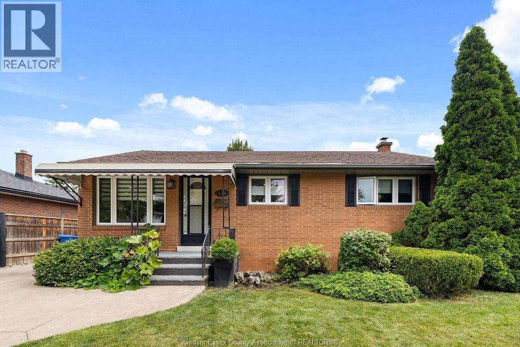 426 Bertha, Windsor, ON, N8P 1B7