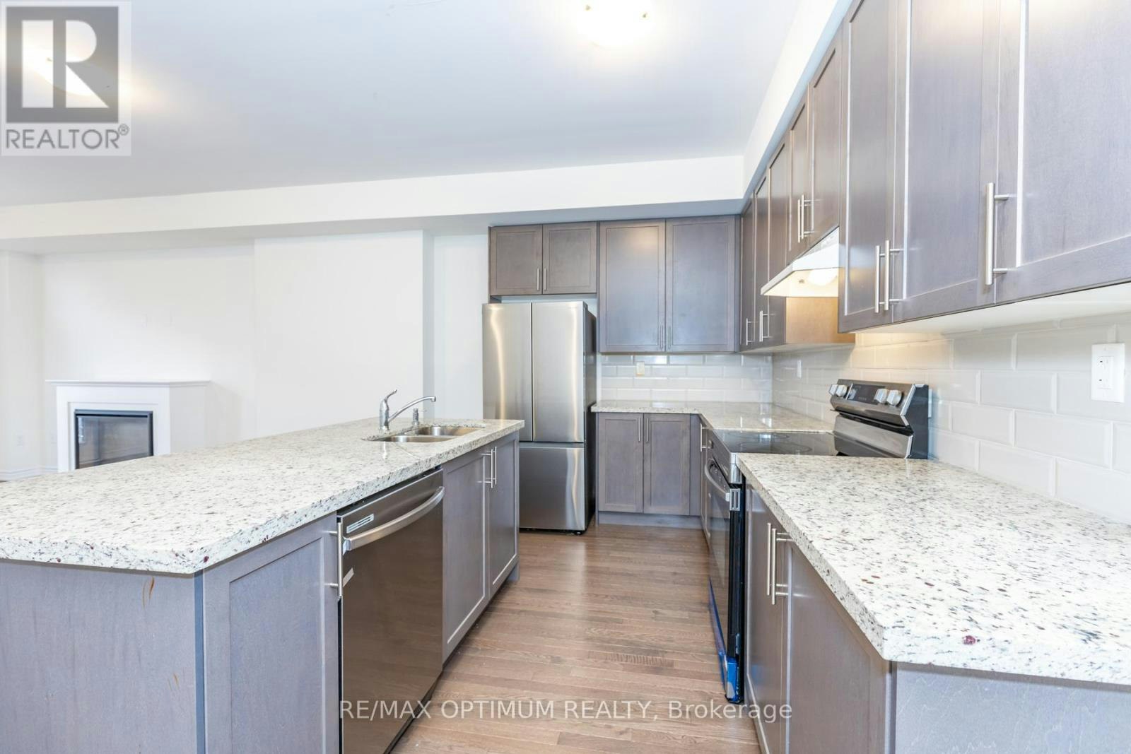 15 Gunton Street, Aurora, ON, L4G 4A9 - 13