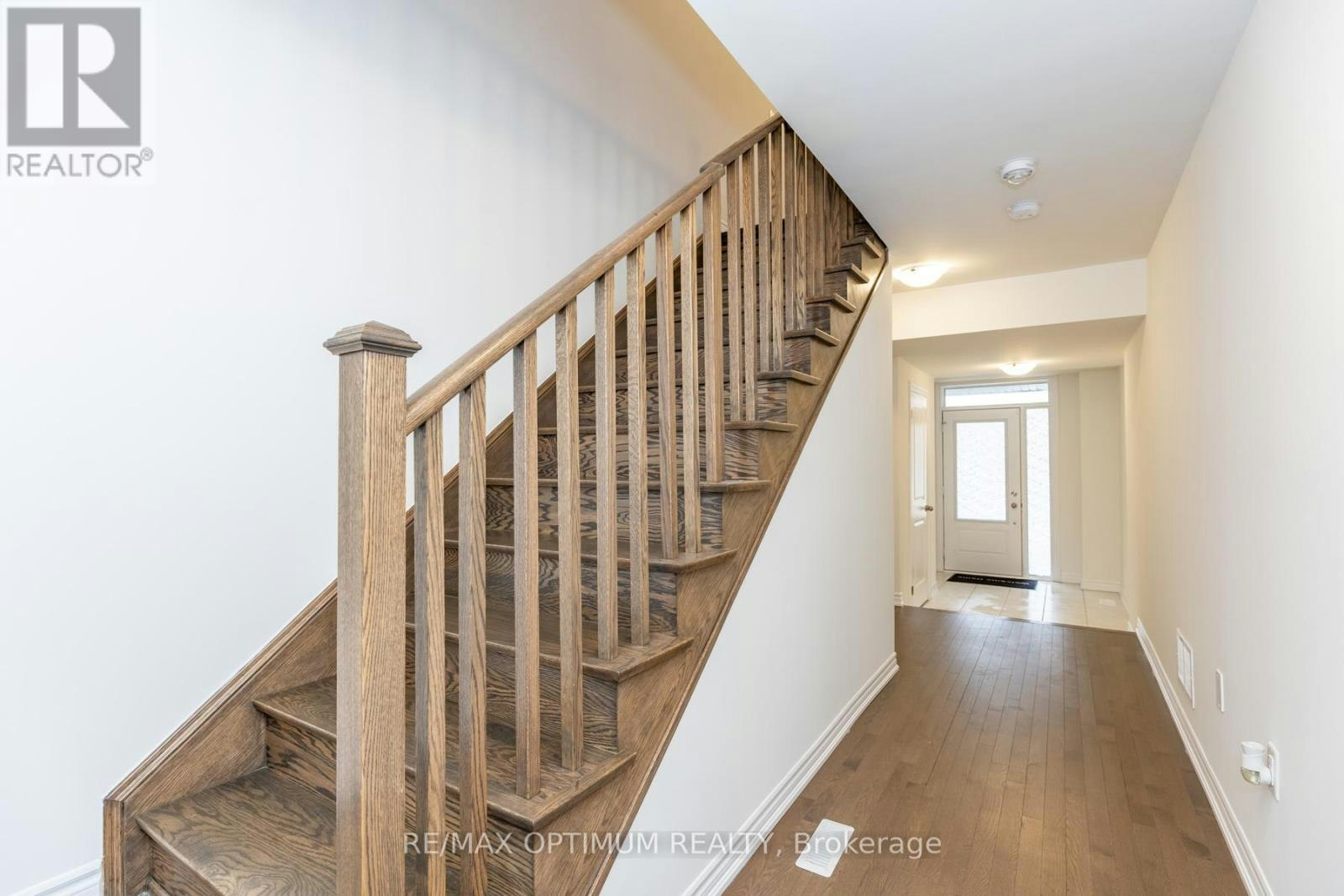 15 Gunton Street, Aurora, ON, L4G 4A9 - 7