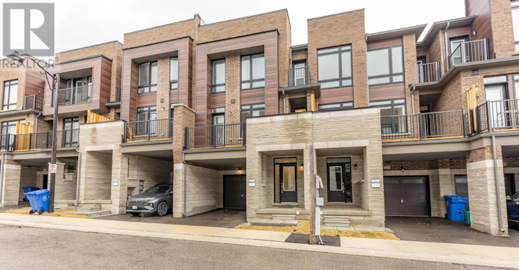 15 Gunton Street, Aurora, ON, L4G 4A9 - 3