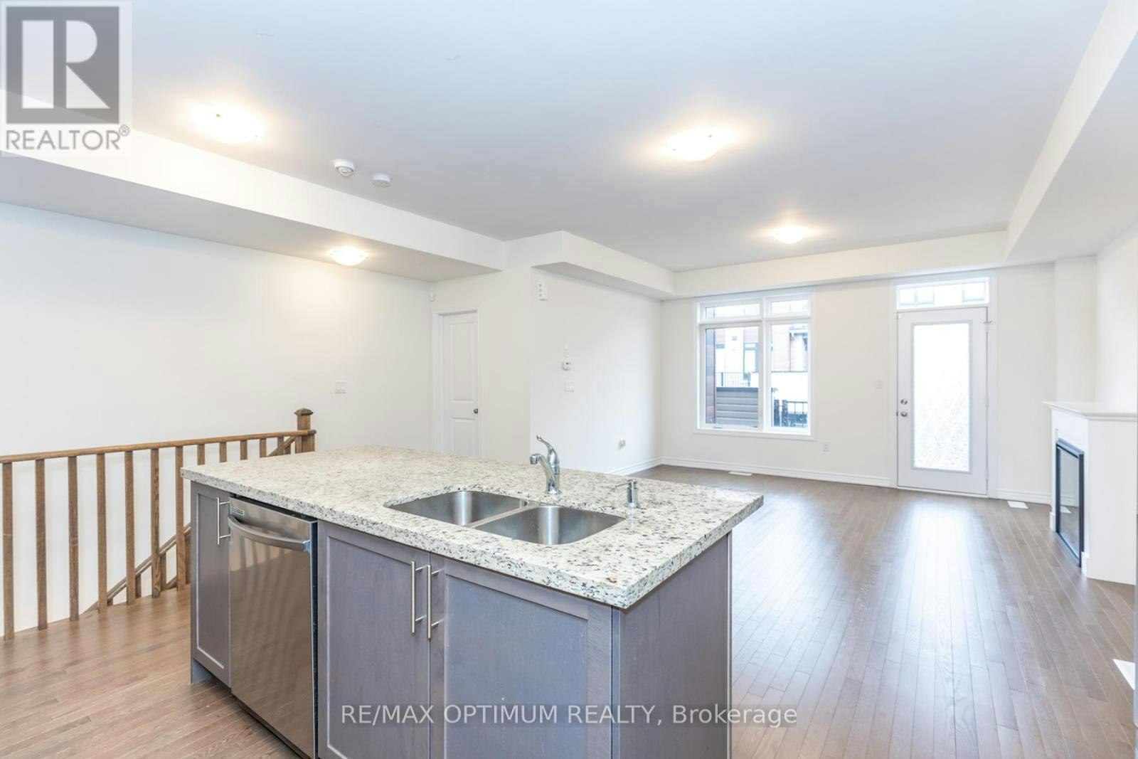 15 Gunton Street, Aurora, ON, L4G 4A9 - 14