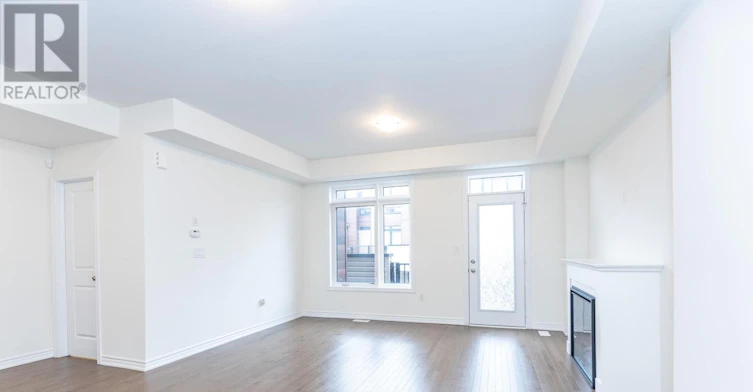 15 Gunton Street, Aurora, ON, L4G 4A9 - 15