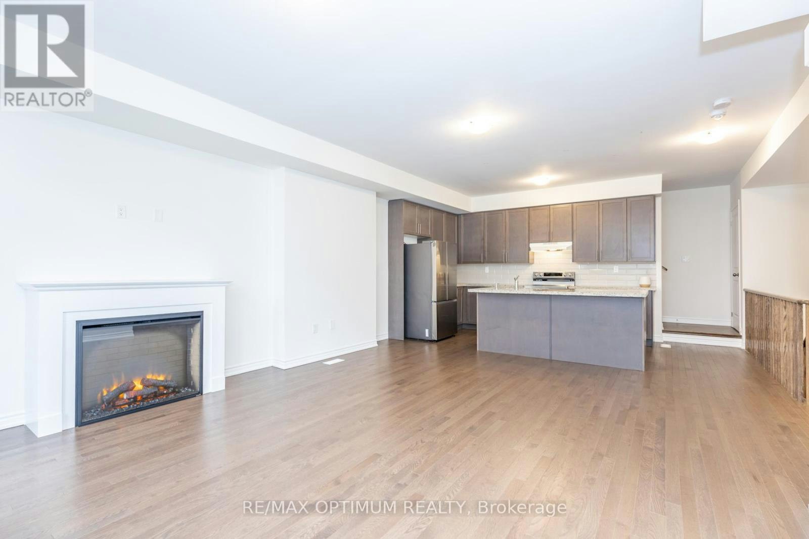 15 Gunton Street, Aurora, ON, L4G 4A9 - 9